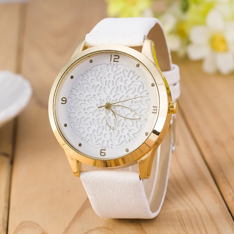 

MINHIN Hot Sale Ladies Quartz Watch 9 Colors Hollow Pattern Design Wrist Bracelet Personality Pointer Round Wristwatches