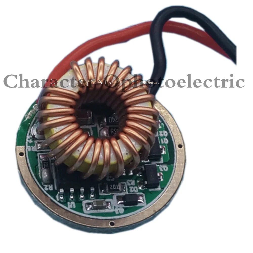 

Cree XLamp XHP50 6V LED Driver 22MM DC7V-15V Input 2400mA Output 5Mode /1Mode /3Mode For XHP50 LED Light Lamp
