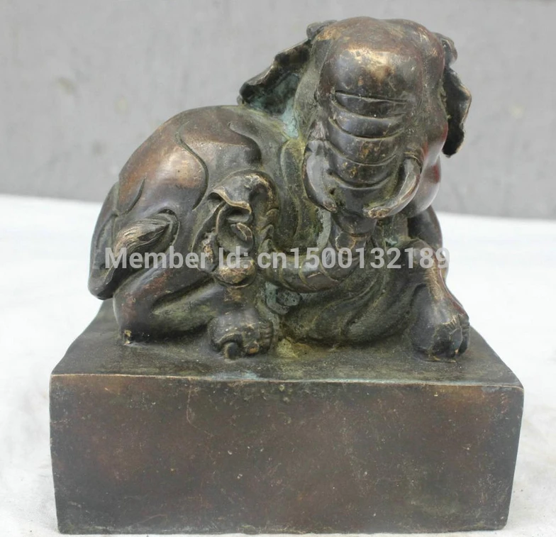 AA 0057 Chinese China Folk Culture Handmade Brass Bronze Statue