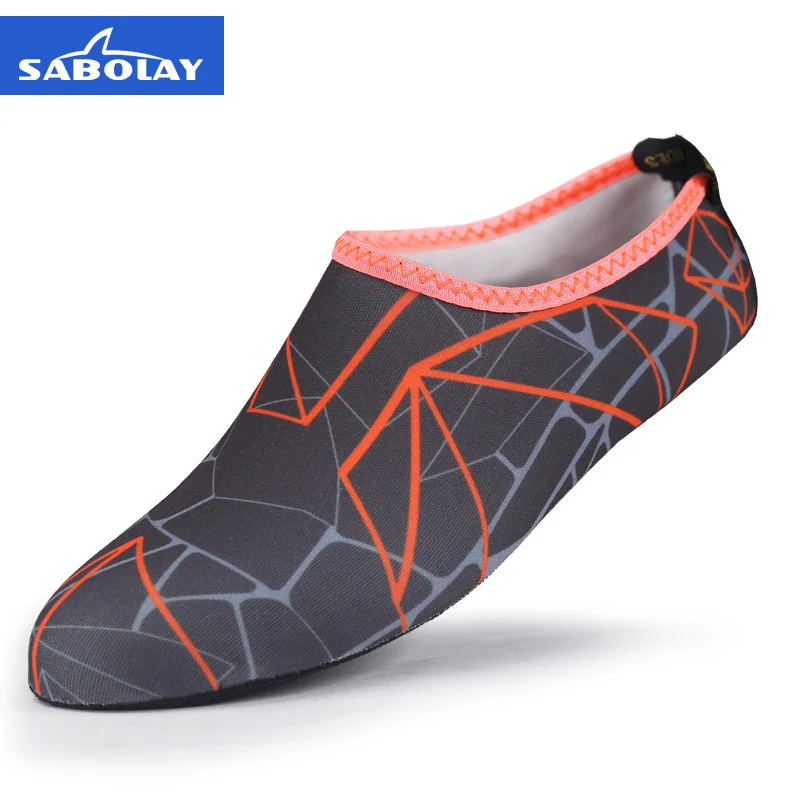 Дышащие удобные носки для подводного плавания быстросохнущие ботинки для подводного плавания противоскользящие носки для дайвинга носки для водных видов спорта пляжные носки плавники гибкие - Цвет: Gray prints
