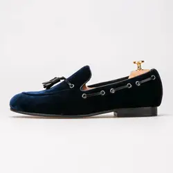 Темно-синие кожи кисточкой Мужская обувь Для мужчин; обувь для вечеринки, свадебные туфли Для мужчин бархат Лоферы для женщин Scarpe Uomo eleganti