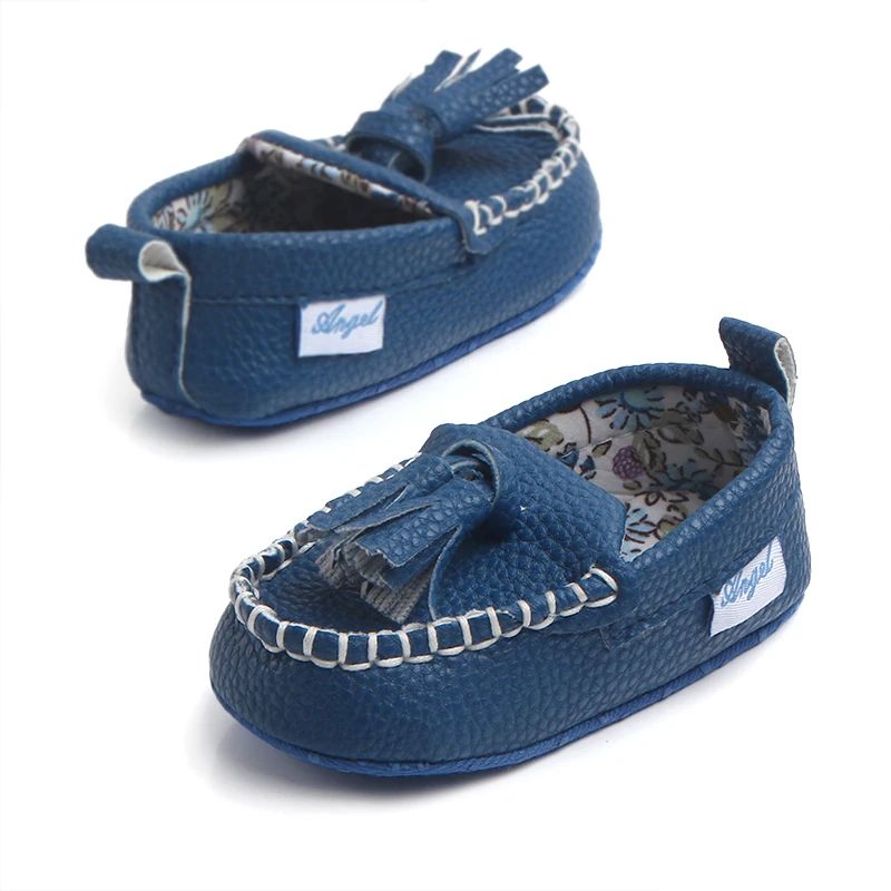 Одежда для маленьких мальчиков мокасины для девочек Детские Кожаные кеды для малышей Детский свитер с кисточкой; лоферы; обувь для младенцев кожа с пуховной внутренной частью обуви