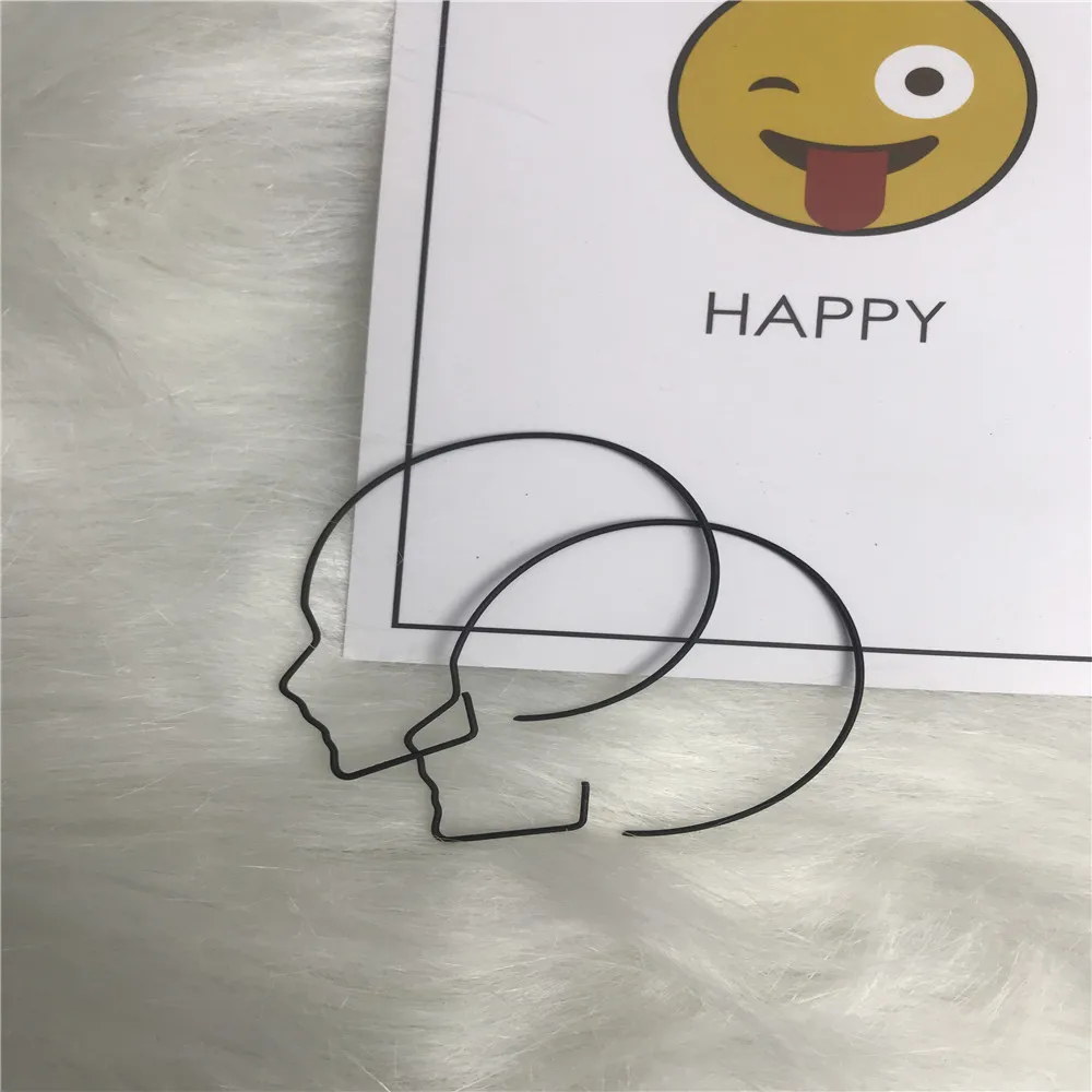 8789966078_839509398