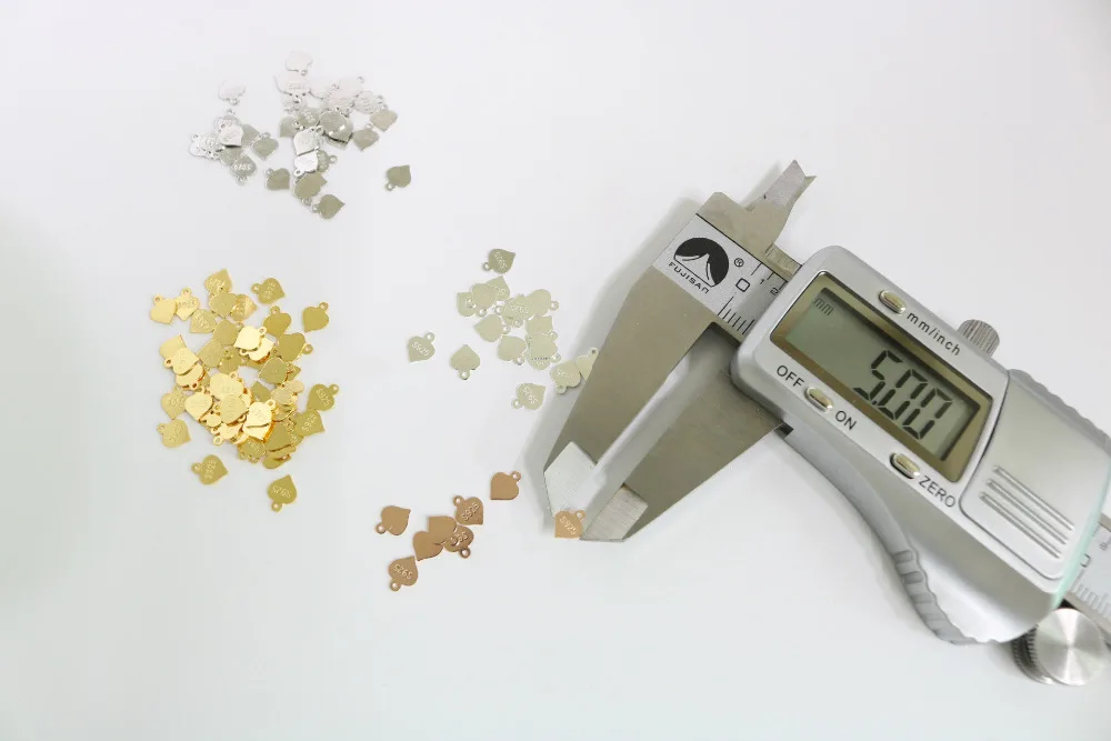 4057222520_1384916843