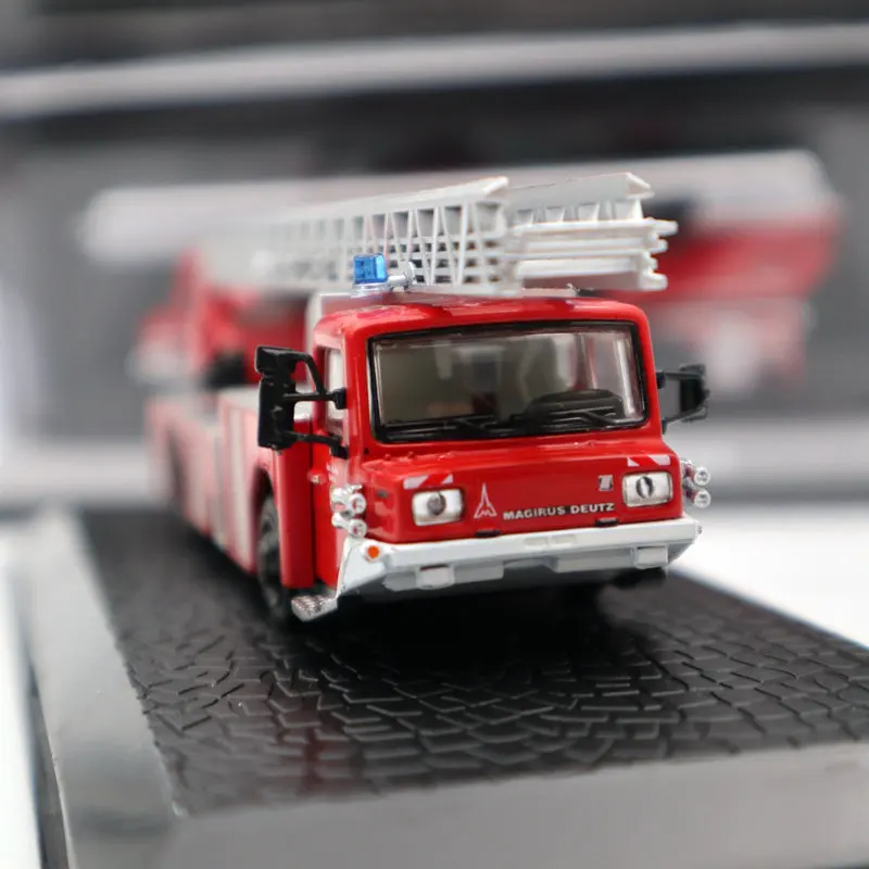 Atlas 1/72 DLK 23-12 n. B. Iveco Magirus пожарная машина литая под давлением модели игрушки автомобиль Ограниченная серия Коллекция Красный