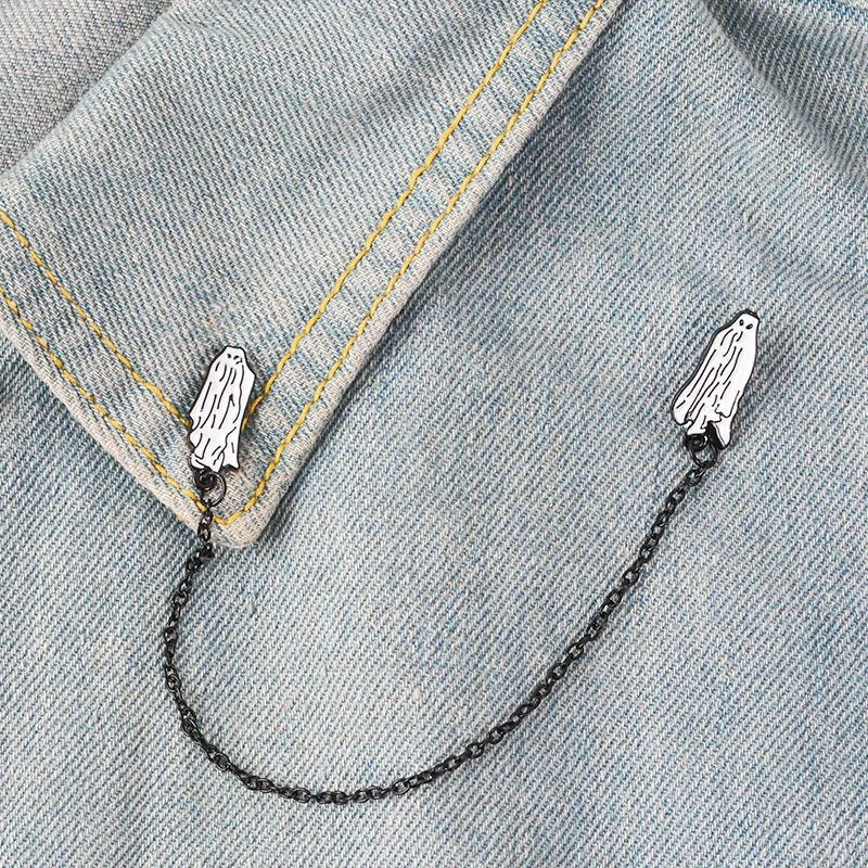 

XEDZ Jewelry Beetlejuice No Feet Pin Ghost Brooches Lapel pins Halloween jewelry Gothic jewelry for Men Women Unisex