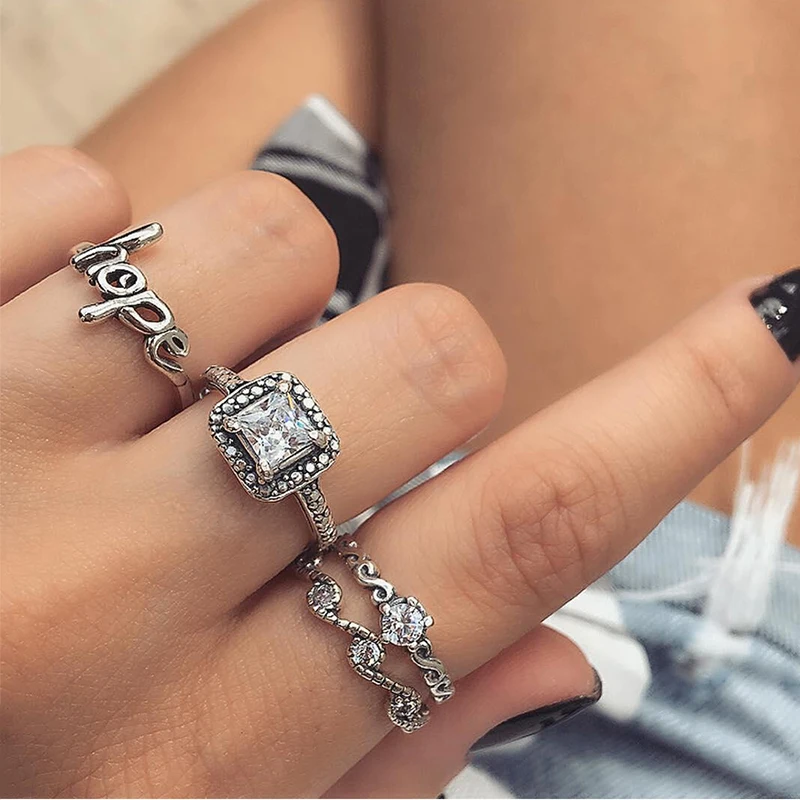 

4 Pcs/set Women Bohemian Retro Hope Letter Crystal Geometric Carved MIDI Finger Ring Set Wedding Party Jewelry Accessories