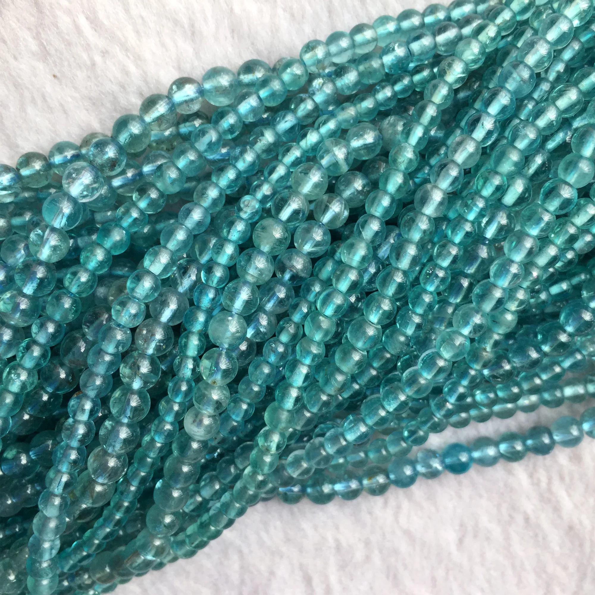 

High Quality Natural Genuine Clear Blue-Green Apatite Fluorapatite Round Loose Gemstone Beads 15" 06071