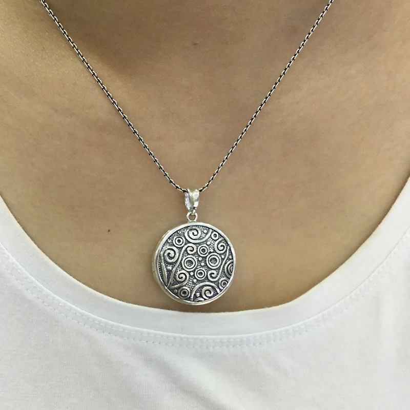 FNJ-925-Silver-Round-Pendant-Gawu-Box-100-Pure-S925-Solid-Thai-Silver-Pendants-for-Women (1)