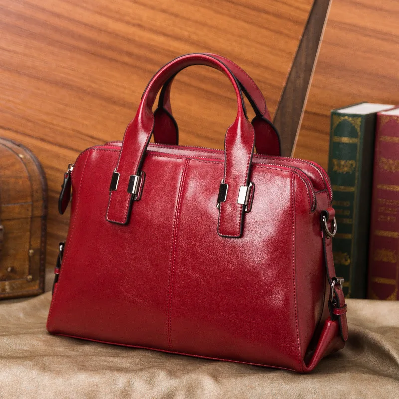

Europe and the United States new fashion women's leather retro shoulder ladies leather portable diagonal bag