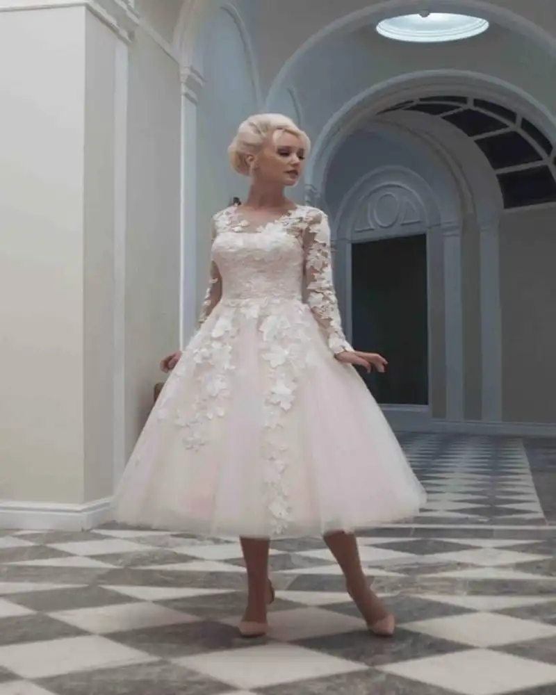 Vintage Wedding Dresses Scoop Long Sleeves Covered Button Tea
