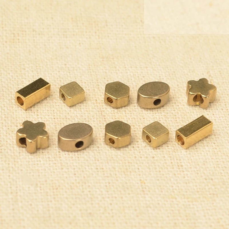 

100 PCS Metal Raw Brass Flowers Square Round Spacer Beads DIY Hole Beads For Jewelry Making