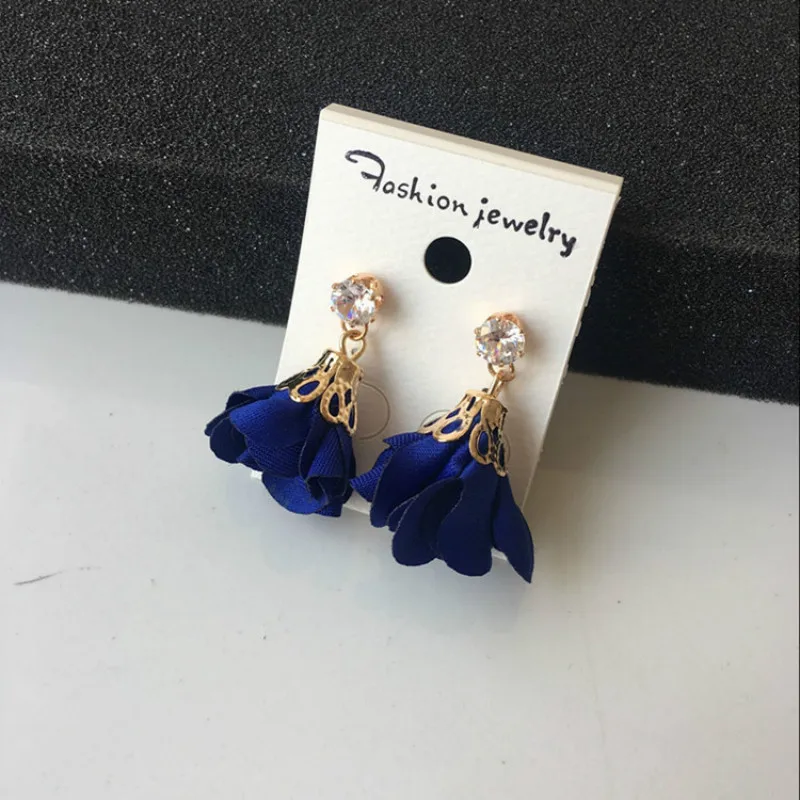 

New fashion jewelry cloth petal flower temperament earrings women Retro fabric roses zircon flower earphones wholesale