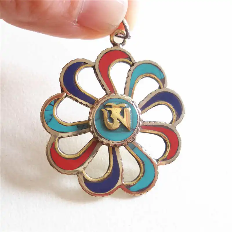 

TBP560 Tibetan OM Buddha Eye Amulets Hollow Flower Pendants