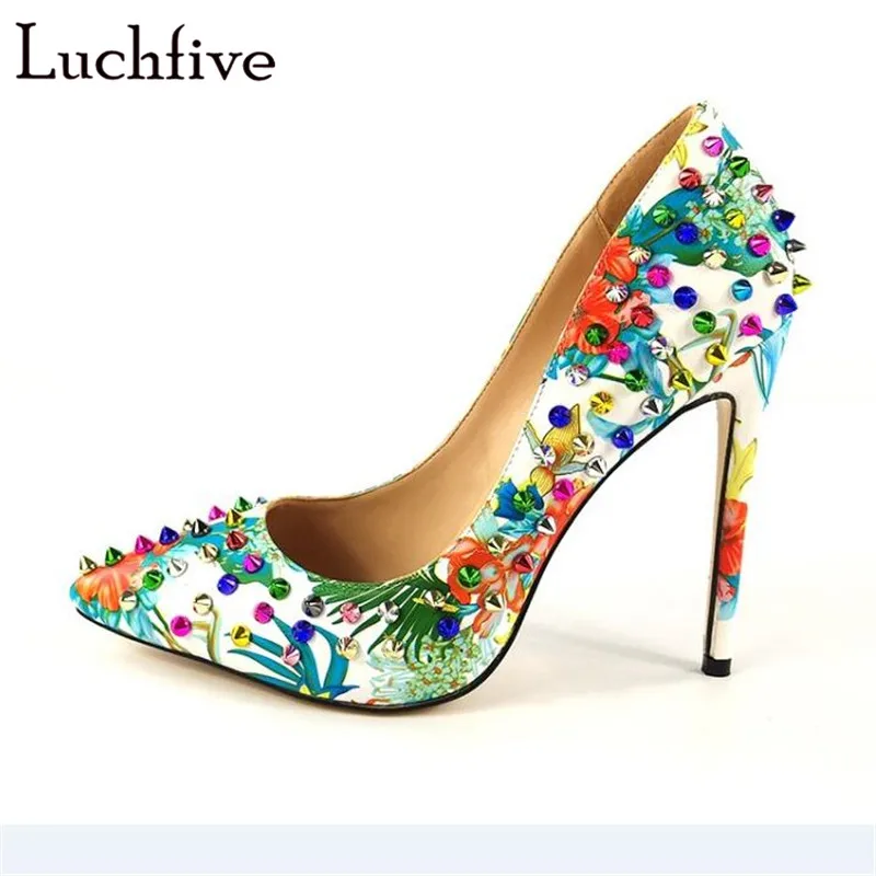 

Colorful Rivets Pointed Toe Women Pumps Fashion Print Pattern Thin High Heels Party Shoes Slip On Runaway Zapatos De Mujer