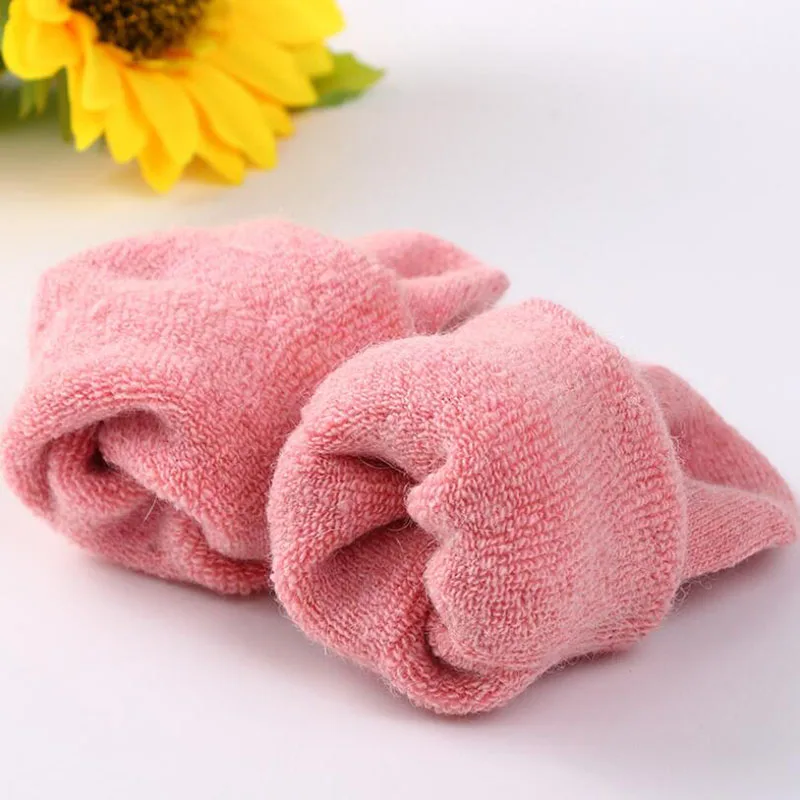 

Retail New Solid Winter Thermal Cashmere Socks Women Warm Rabbit Wool Socks Women's Thicken Socks Girl Casual Socks FreeShipping