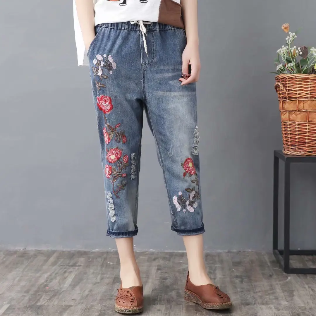 Ladies Loose Embroidered Flower Mom Jeans Woman 2018 Summer Female Boyfriend Jeans for Women Clothes Denim Pants Jeans