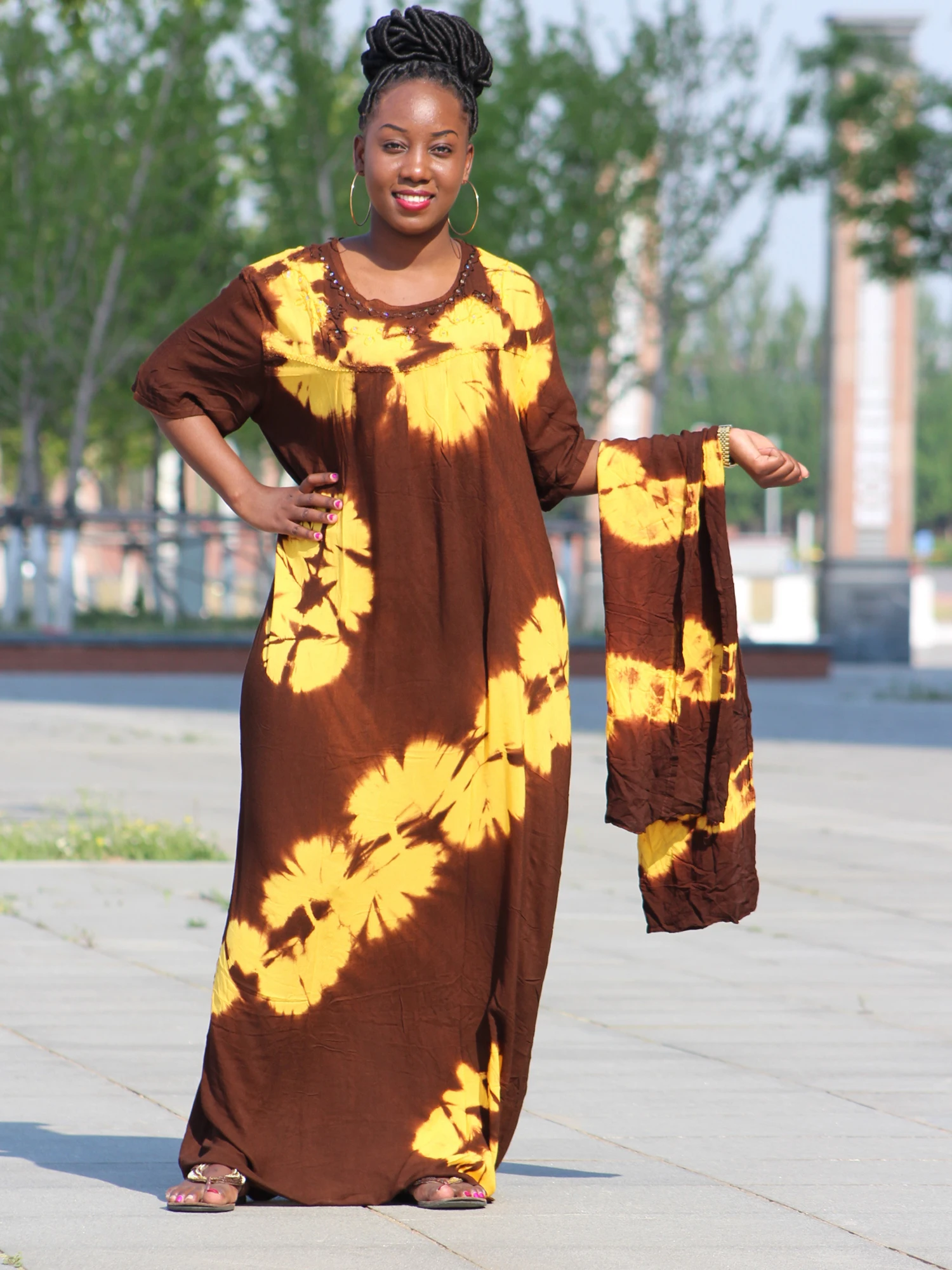 

2019 New African Tie dyeing kaftan Hot drilling Yellow brown Big oversize Dress