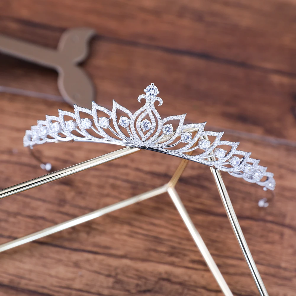 

Vysor 2018 Cubic Zirconia Wedding Tiara Jewelry European Design Full Zircon Brides Bridal Crown Princess Clear CZ Coroa Coronet