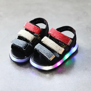 

Summer 2019 Children's LED Light Shoes Boys'Sandals Girls' Beach Shoes Colored Korean Hollow Air-permeable Shoes