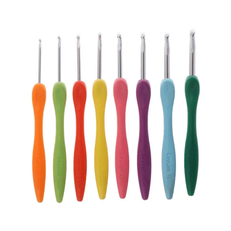 

8Pcs Bearded Needle Crochet Hooks Set with Soft-Grip Handle Sewing Knitting Knitwear DIY Tools