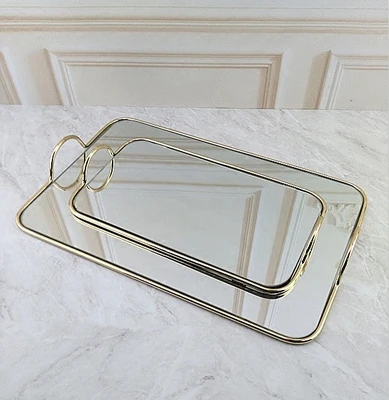 

Golden Metal Mirror Tray with Handle Retro Rectangular Dessert Fruit Plate Makeup Jewelry Display Plate for Home Kitchen Decor