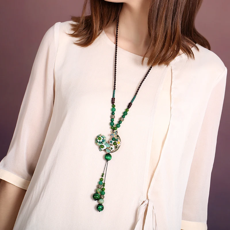 

Ethnic style sweater chain long paragraph female pendants retro pendant clothing accessories green ornaments necklace