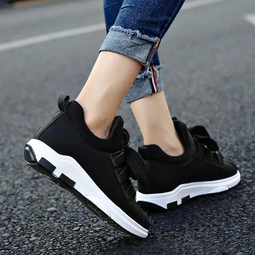 

Leather Vulcanized Shoes Woman Sneakers Platform Fashion Matte leather soft bottom running shoes Women Pu Lace up Casual Shoes