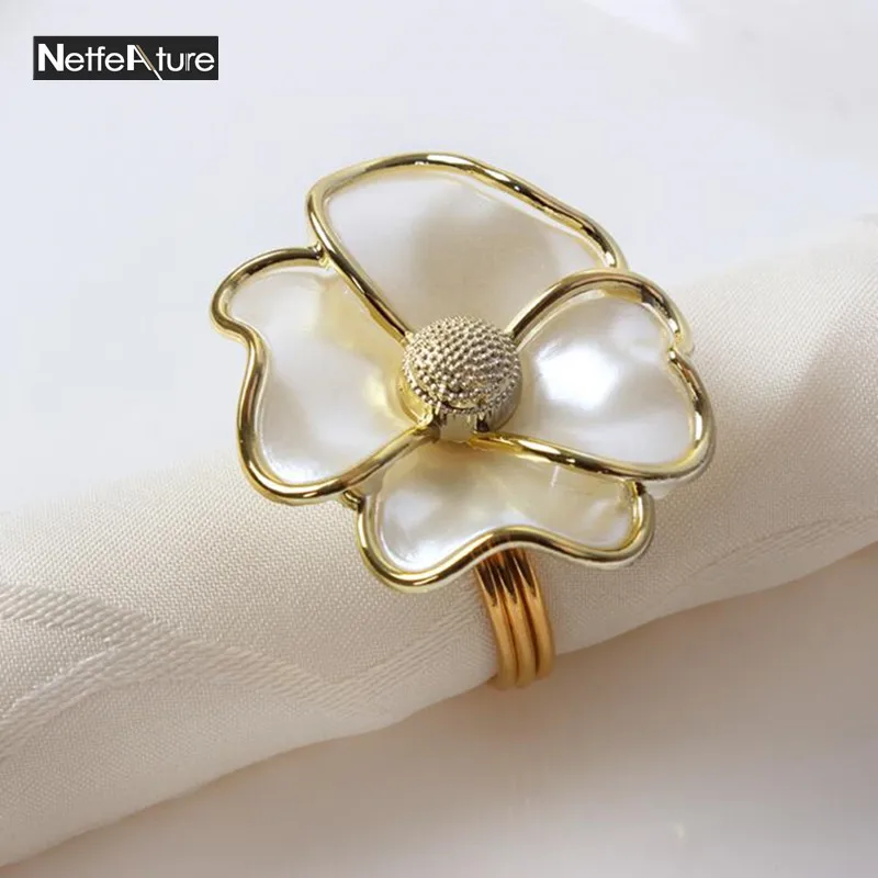 Fashion White Flower Napkin Buckle Rings Plating UV Hotel Sample Room Wedding Banquet Serviette Holder Table Decoration | Дом и сад