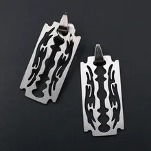 

WKOUD 2pcs Creative Titanium Steel Shaving Blade Pendant DIY Hip Hop Rock Fashion Style Stainless Steel Jewelry Accessories