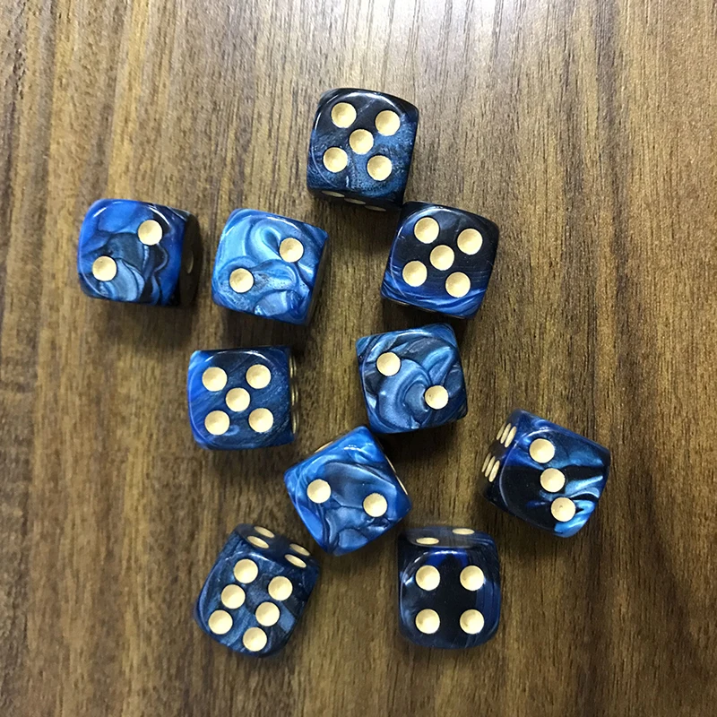 Фирменная новинка 10 шт./компл. смешанных цветов в стиле ретро игральная кость 16 мм шесть сторонняя игра в кости казино кости игр Набор кубиков Droshipping - Цвет: Blue