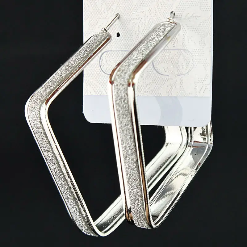 

Hot Selling New Big Silver Frosted Square Fashion Hoop Earrings for Womens Mens A1068