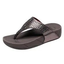 Женские шлепанцы; женские модные повседневные туфли на танкетке; пляжные Нескользящие тапочки для женщин; женская летняя обувь