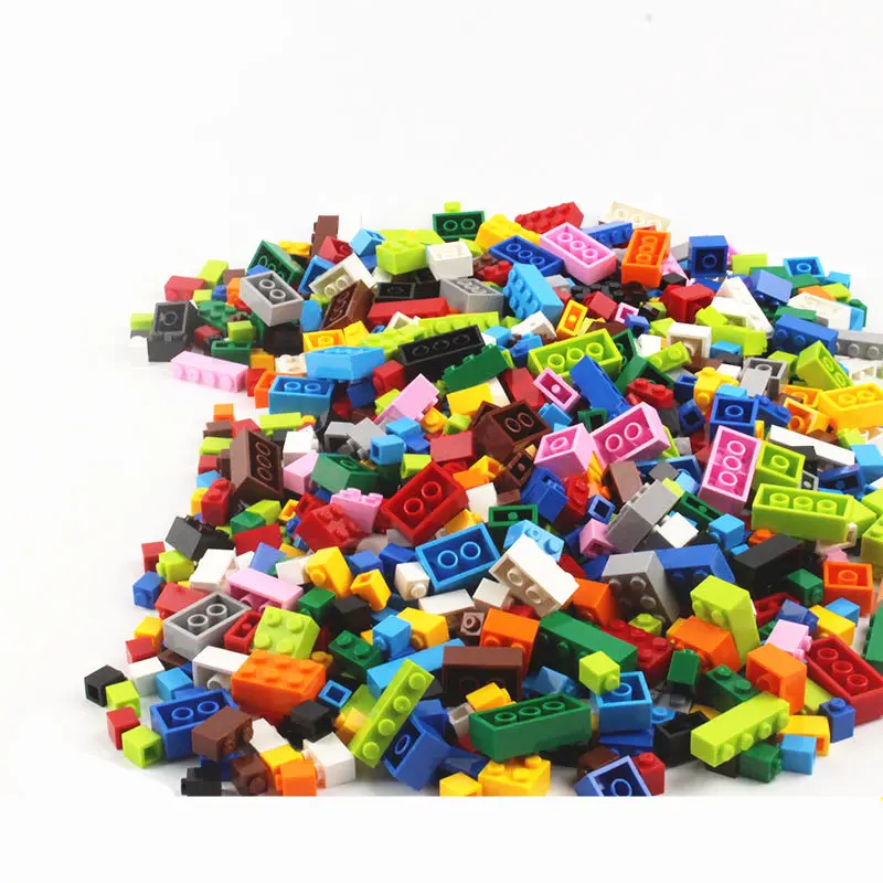 

12 Colors 1000pcs Building Blocks Educational DIY Compatible LegoINGly City Enlighten Bricks Christmas Gift Toys For Children