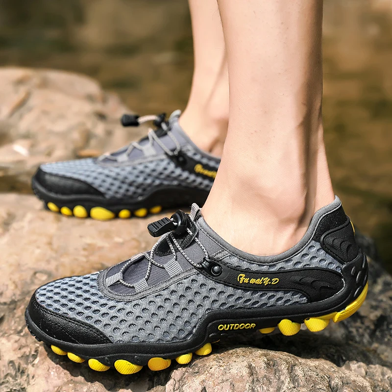  Aqua Shoes Ultra-light Quick-drying Beach Water River Walking 2019 Summer Men Mesh Breathable Flotillas Outdoor Hiking (37)