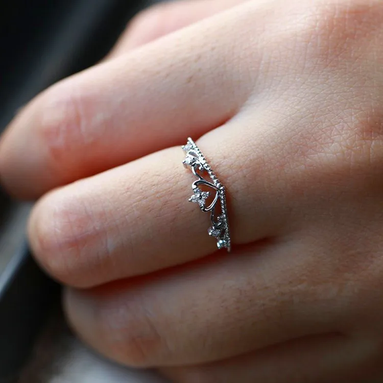 love my ring, but have had it called small multiple times. I don't  understand people…. : r/EngagementRings