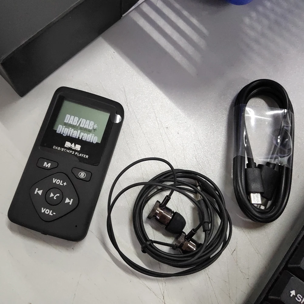DAB P7 карманный мини радиоприемник Портативный с Bluetooth трансляции MP3 плеер стерео