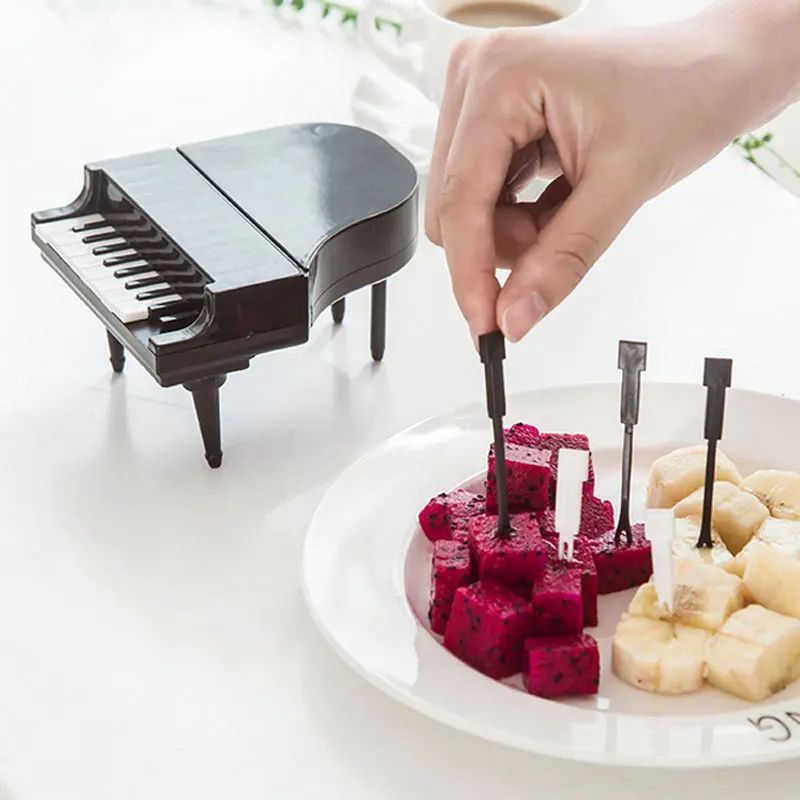 

Piano Shape Fruit Forks Creative Piano Keyboard Plastic Fork Dessert Cake Forks Picks Kitchen Bar Tableware Tools 7A0902