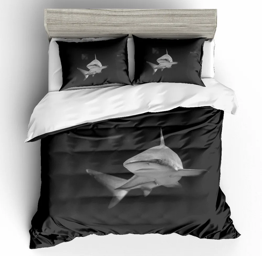 

MUSOLEI 3D Duvet Cover Set Animal shark Lonely shark on black background Bed Sheet Twin queen king