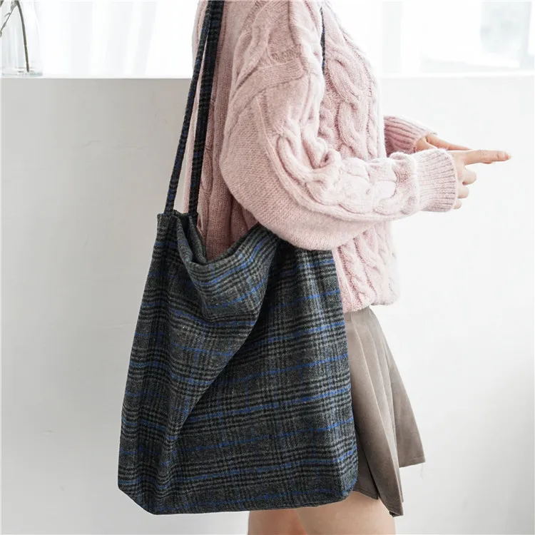 

2019 New Women Woolen Canvas Single Shoulder Bag Lady Wool Plaid Partysu Handbag Totes Students Shopping Bags