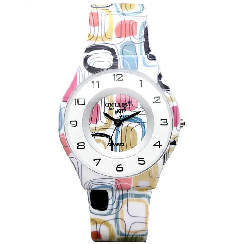 

2019 Top Brand Women Watch Ultra Thin Silicone strap Analog Display Quartz watch Luxury waterproof Wristwatch Relogio Feminino