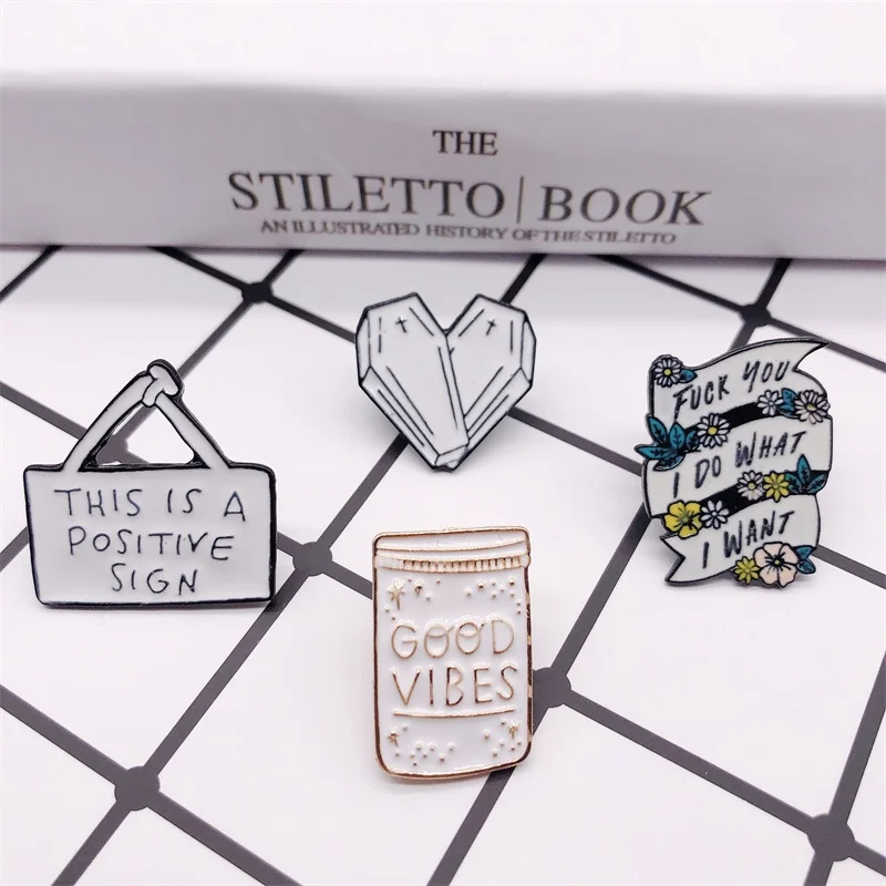 

2019 Cartoon fashion GOOD VIBES enamel pins white heart shape button badges brooches bag shirt hat jewelry trinket for friends