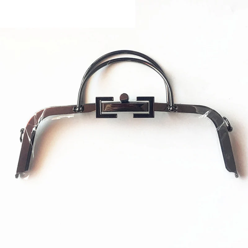 Purse Frame 5