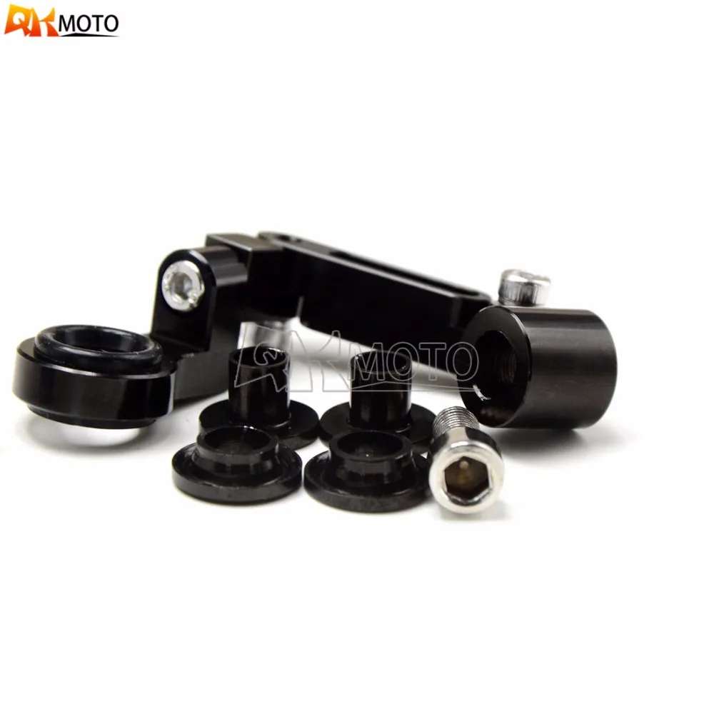 oil cup bracket (139) 