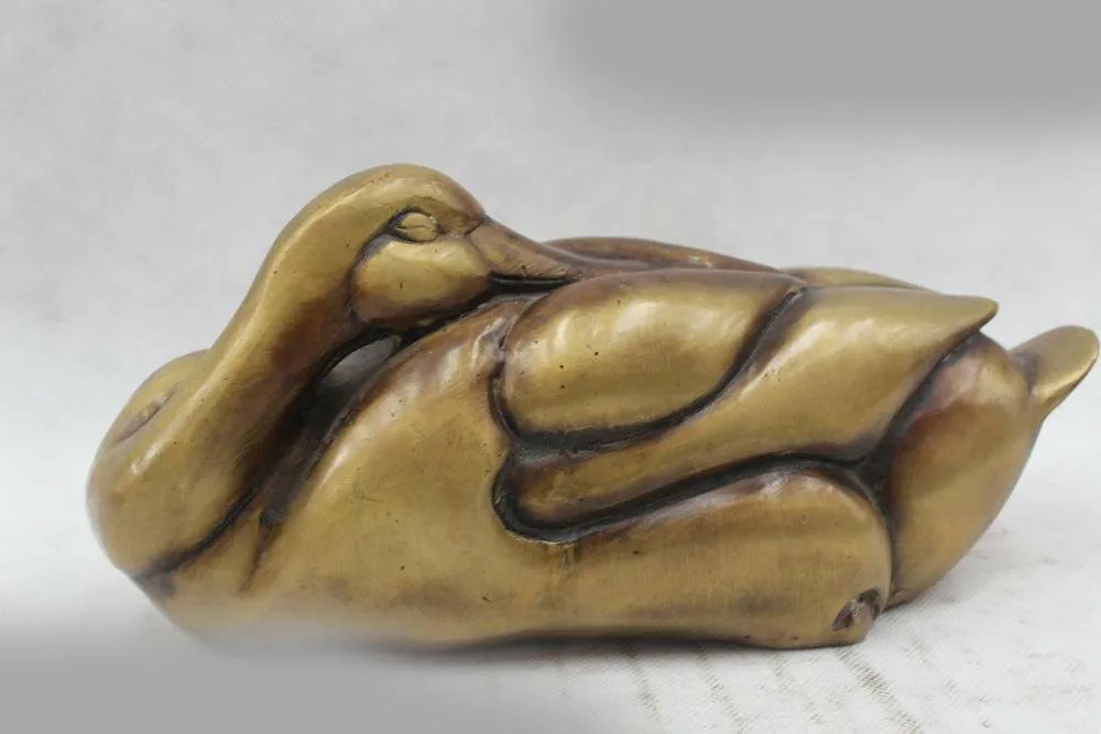 

5"Chinese Folk Pure Bronze Lucky Lifelike beautiful sleep swan Statue