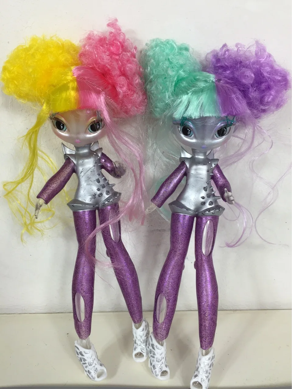 D-002, горячая Распродажа, подарок на день рождения для девочек, кукла MGA Novi-Una Verse Doll, 24 см, с волосами, случайный тип, 1 шт