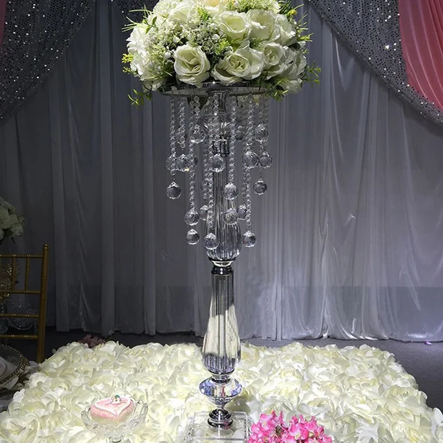 Romantic acrylic crystal wedding centerpieces luxury beads table