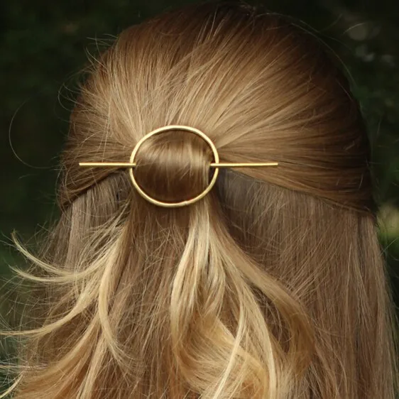

Vintage Beautiful Round Design Metal Hair Sticks Hair Clip Hair Accessory Wholesale