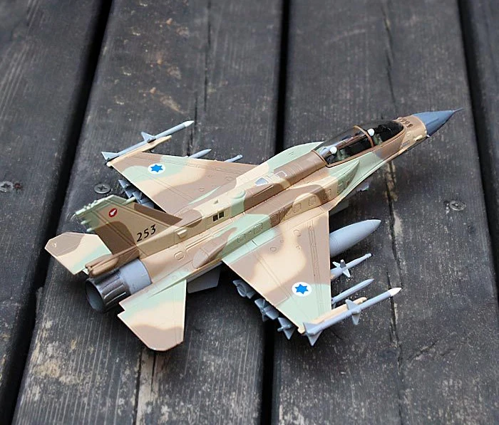 Военный сплав модель самолета истребитель Израиль F16I гроза Вторая мировая война классический Flight литья под давлением Масштаб Модель игрушки 1: 72