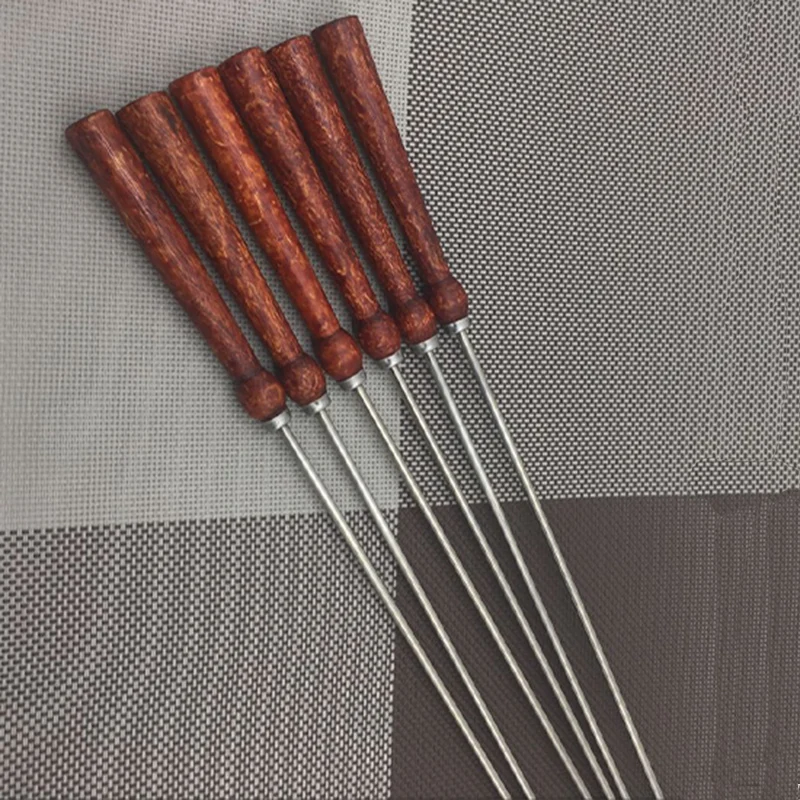 Wood BBQ skewers  (4)